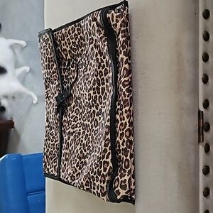 Hanging Travel Organizer